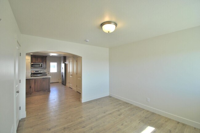 Photo - 315 N 2650 W