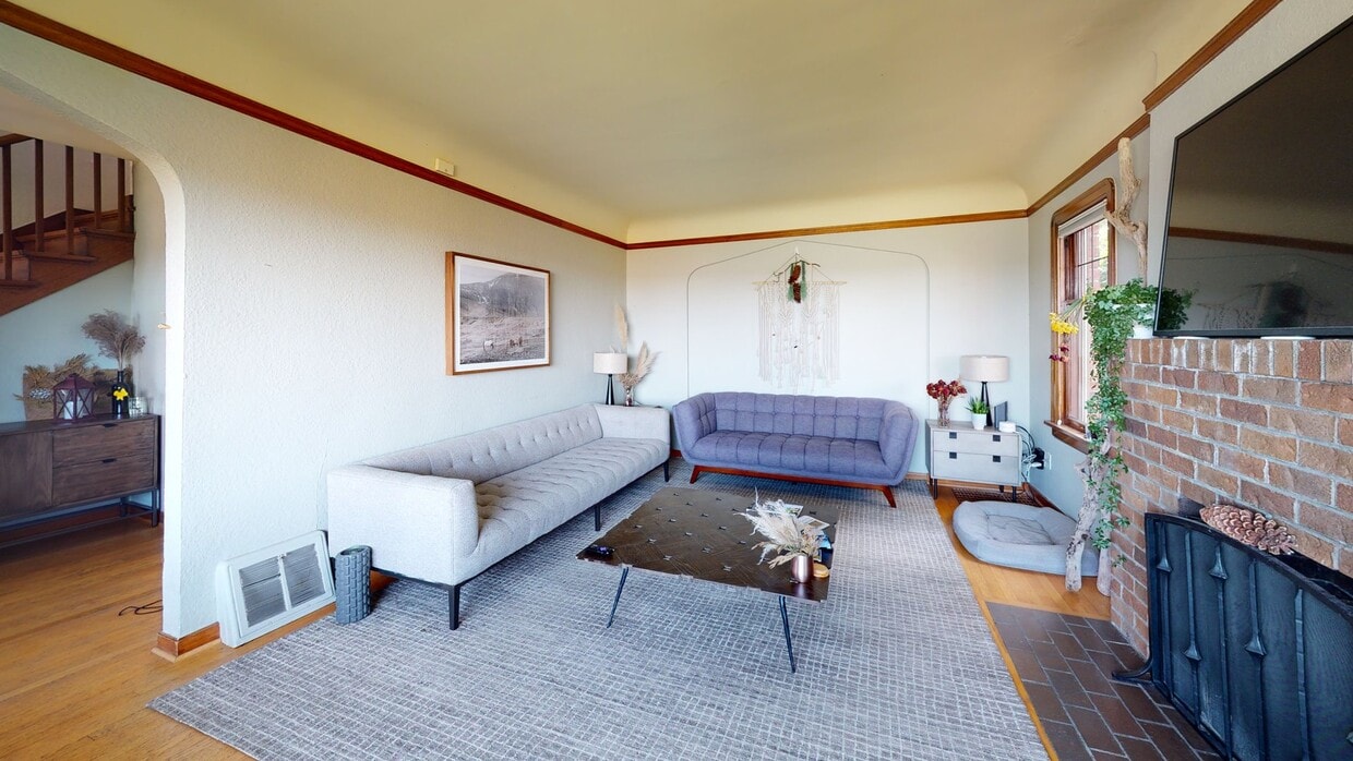 Photo - 721 W Florentia Pl House
