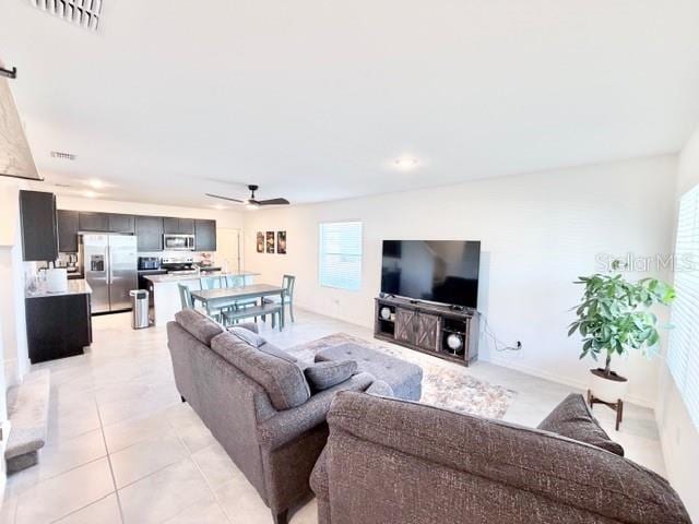 Photo - 633 Belgrove St