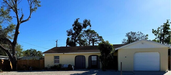 Building Photo - 3921 S Shade Ave Rental