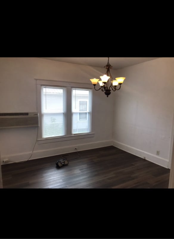 Photo - 1104 N George St