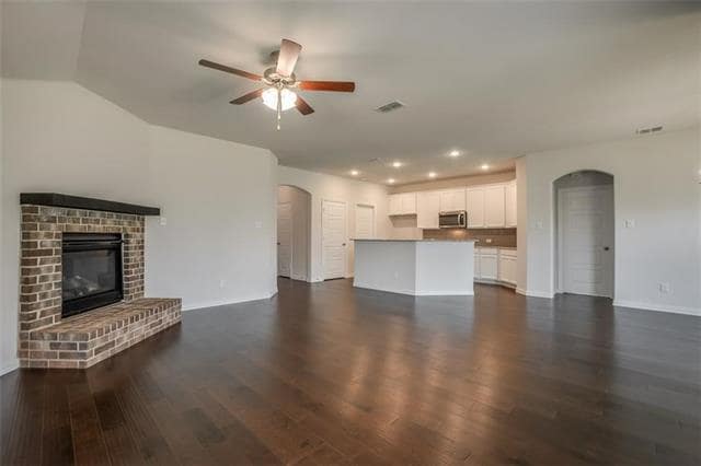 Photo - 1829 Meadow Trail Ln