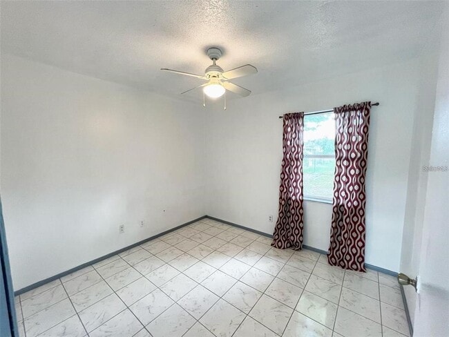 Photo - 6920 Edgefield Ln