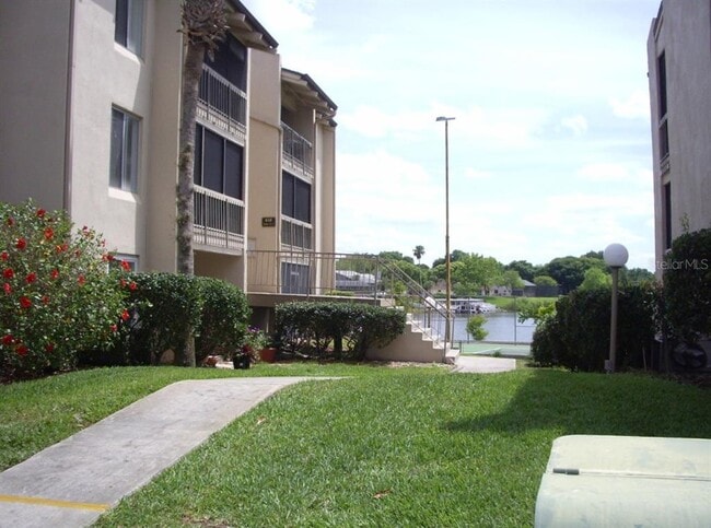 Building Photo - 618 Orange Dr Unit 212