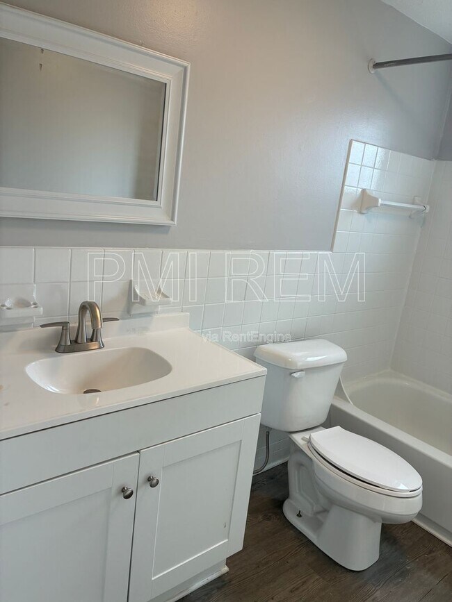 Photo - 14233 Triskett Rd Unit 302h