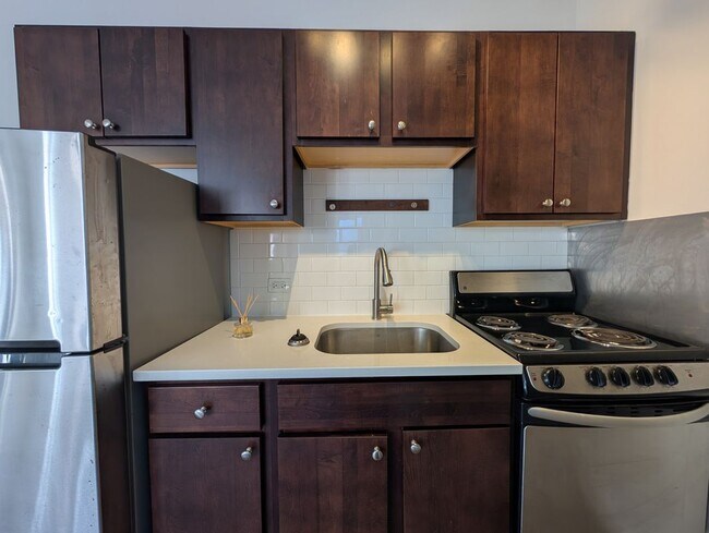 Photo - 1627 N Humboldt Blvd Unit 4F