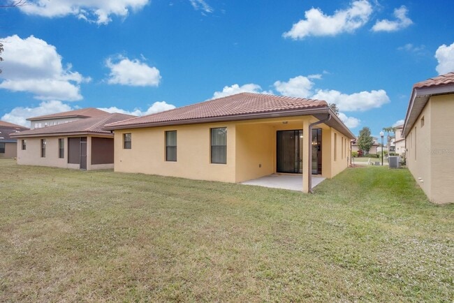 2943 Casabella Dr