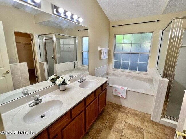 Photo - 7838 Springtime Ln