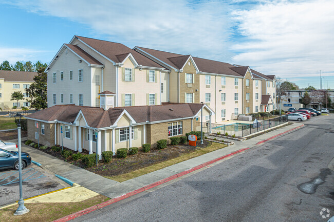 Building Photo - Siegel Select Montgomery Rental