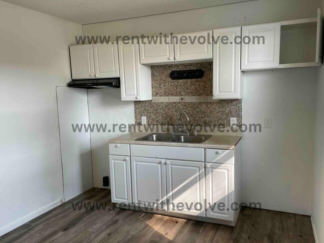 Photo - 12406 IN-67