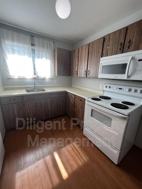 Photo - 926 Dainard Dr