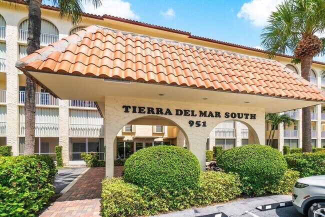 Building Photo - 951 De Soto Rd Unit 228 Rental
