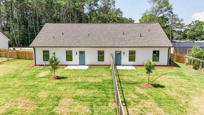 Photo - New Build Ready to Rent!