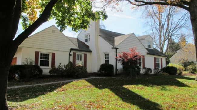 Photo - 106 E Brookhaven Rd