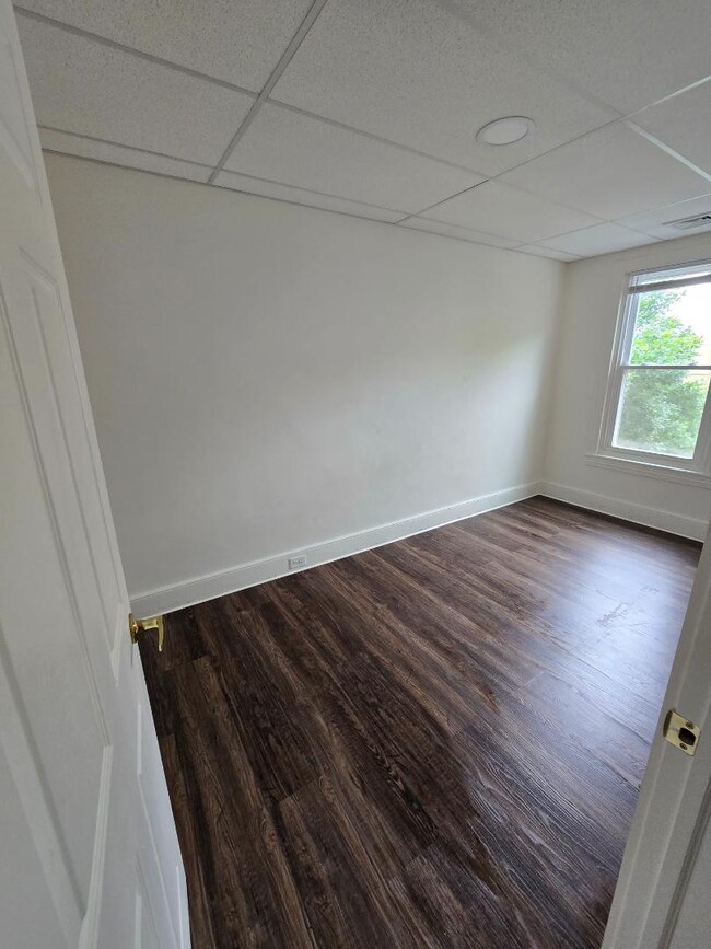 Photo - 135 S 6th St