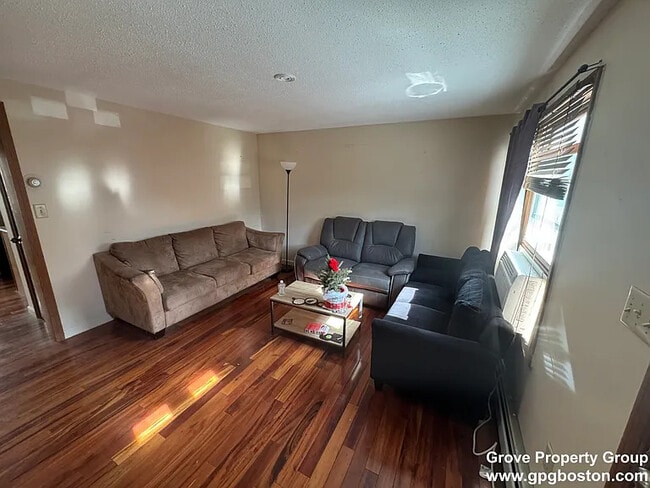 Photo - 112 W 8th St