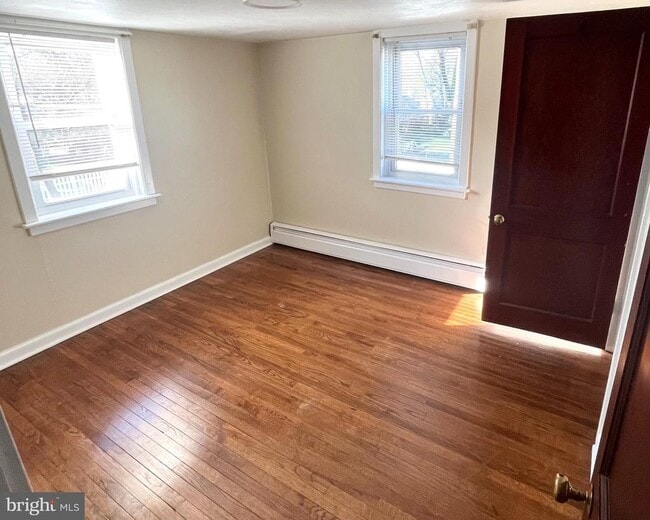 Photo - 18 Mercer Ave Unit GARAGE APARTMENT