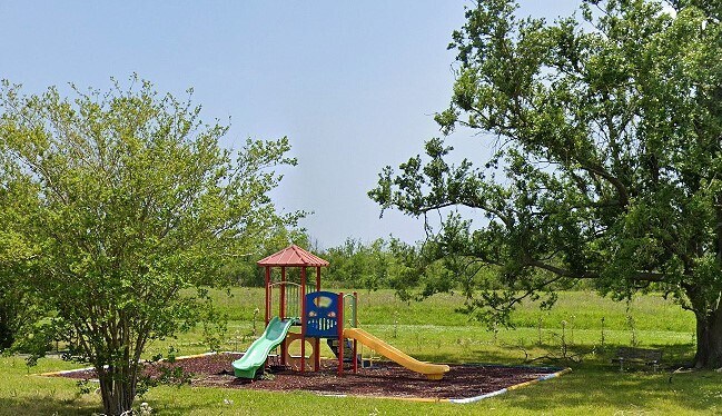 Photo - 16932 W Main St