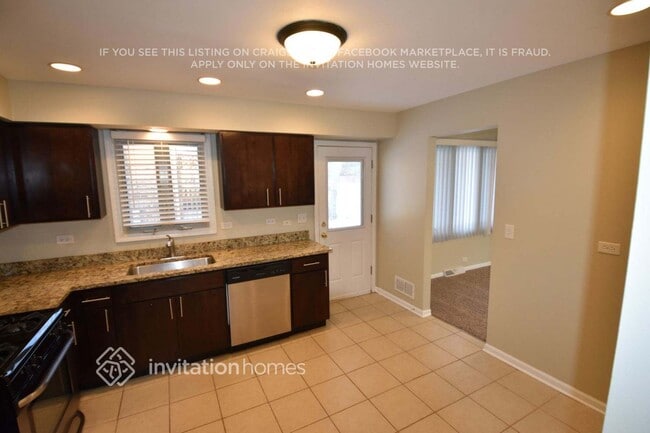 Photo - 1106 N Drury Ln