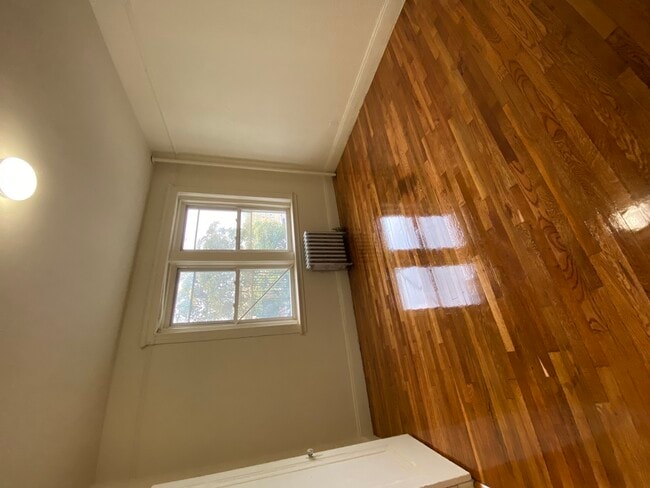 Building Photo - 1687 Commonwealth Ave Unit 17