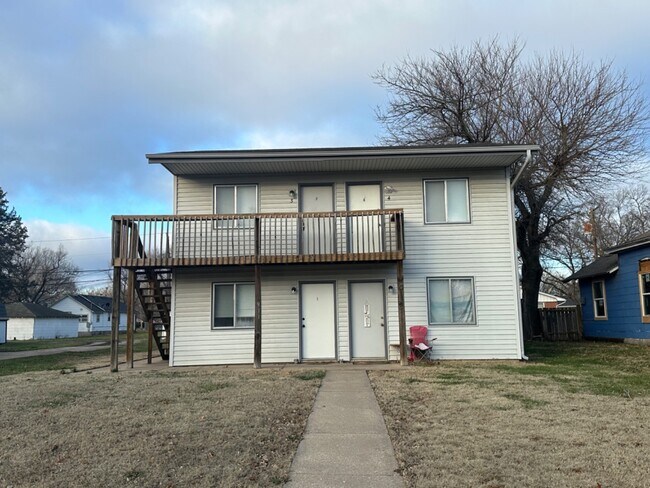 Photo - 911 Sylvan St