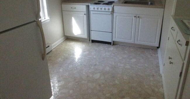 Photo - 254 Stribling Ave