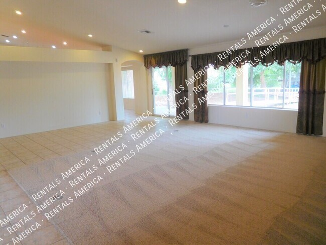 Photo - 5747 N 105th Ln