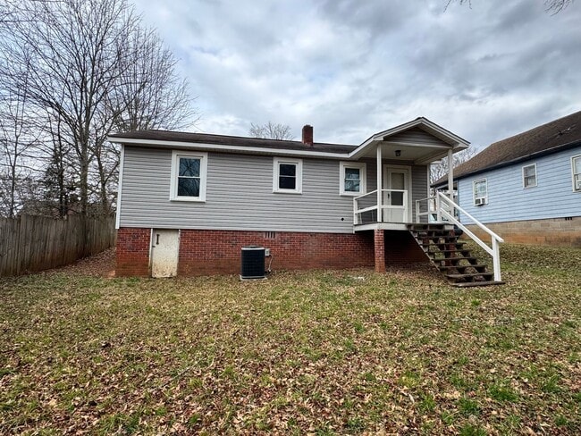 Photo - 2/1 House in Shelby, NC - House will be deep cleaned
