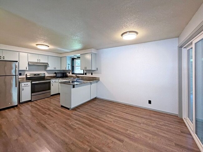 Photo - 24712 Parkside Dr