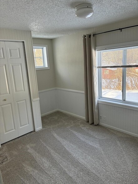 Photo - 8102 Oakwood Ave NE