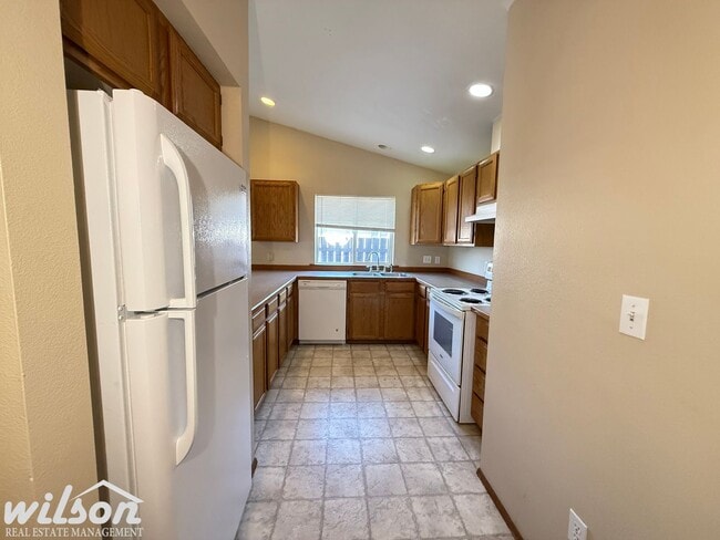 Photo - 7507 Westbrook Ct Unit A