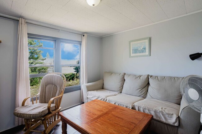 Building Photo - 100 Sand Bay Rd