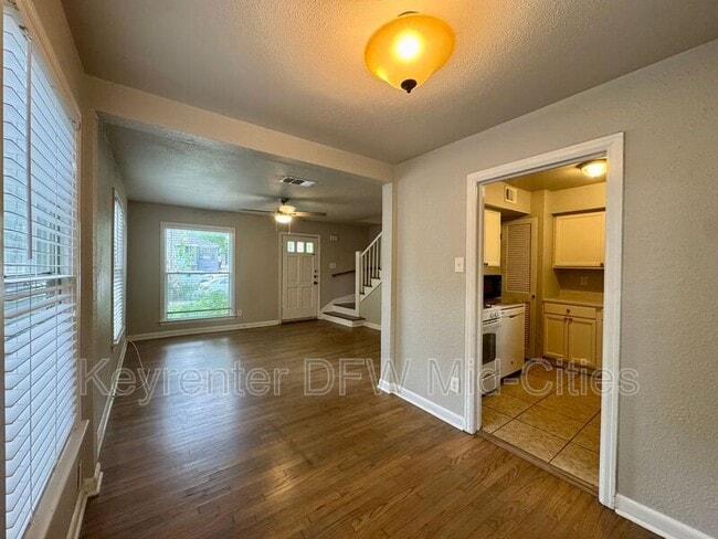 311 N Oak Cliff Blvd