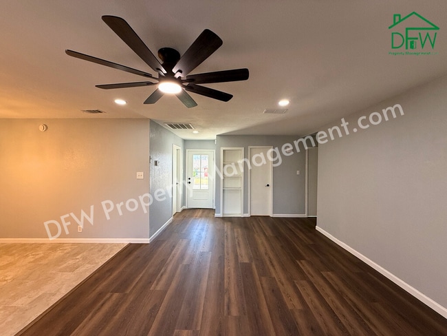 Photo - Beautifully Renovated 4-Bedroom Home with Large Backyard in Watauga!