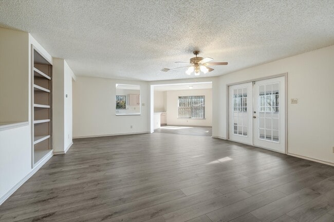 Photo - 7492 Timbercreek Dr