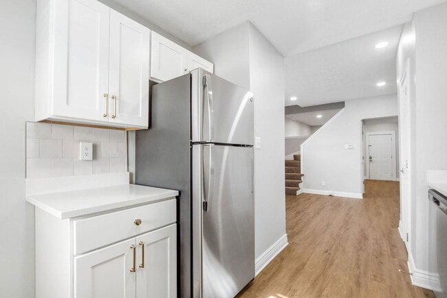 Photo - 424 E Mithoff St