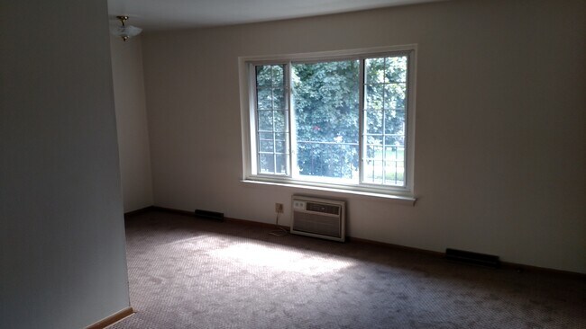 Photo - 3127 66th S St Unit 1