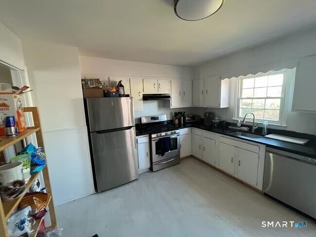 Photo - 123 Folino Dr