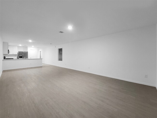 Photo - 31449 Moore Rd