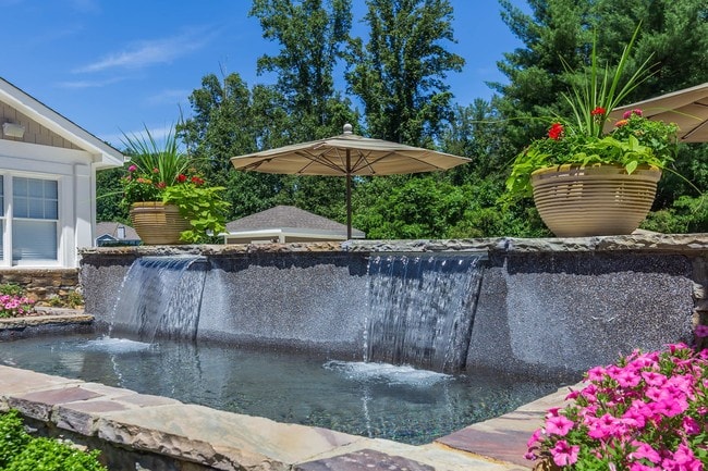 Seasons at Biltmore Lake Condominiums