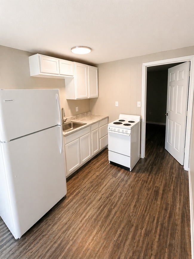 Photo - Century Square Apartments