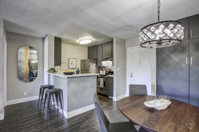 Newly Renovated Diningroom - The Chadwick Apartments