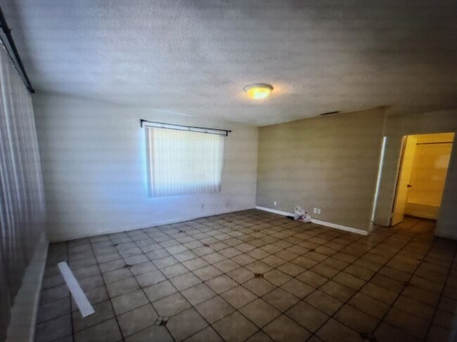 Photo - 101 W Olive Ave