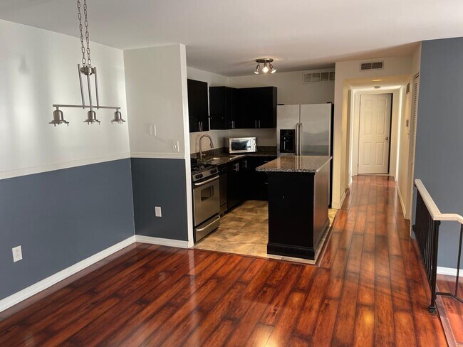 Building Photo - 1205 Kenzie Dr Unit 1205