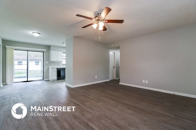 Photo - 8911 Navajo Ave