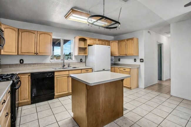 7565 Sherman Hoyt Ave Unit Sherman Hoyt