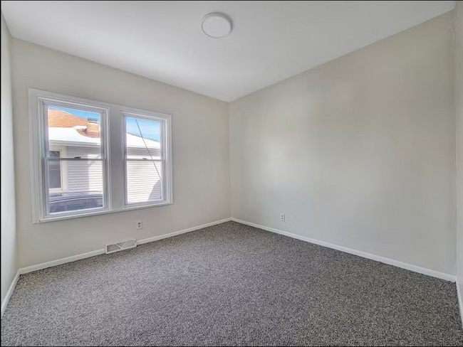 Photo - 6619 33rd Ave Unidad 1st FL