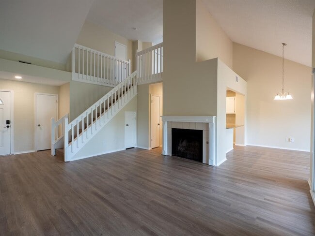 Photo - 6307 Avery Island Ave
