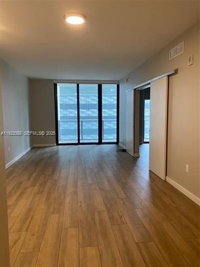 Photo - 1010 Brickell Ave Unit 1010 Brickell Ave 1508