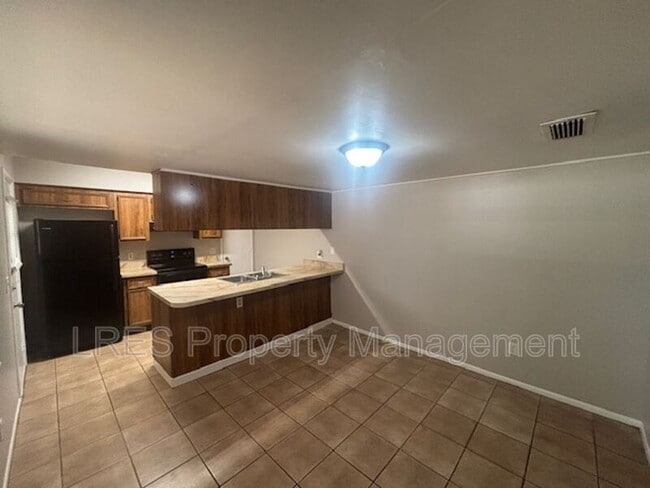 Photo - 4638 Lighthouse Cir